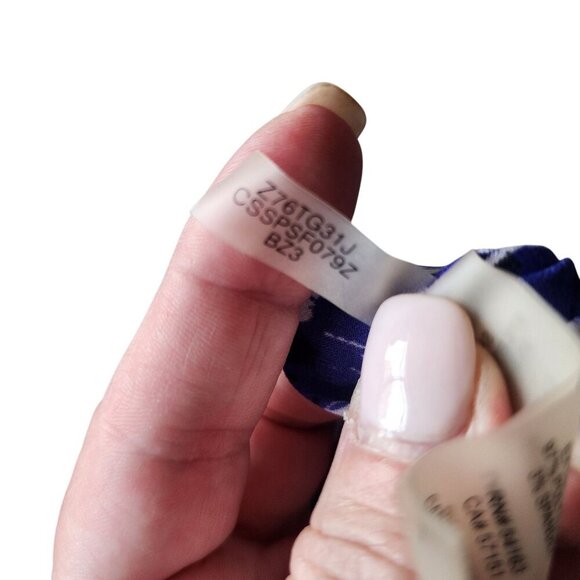 Calvin Klein Sleeveless V-Neck Printed Blouse Large - Picture 8 of 10